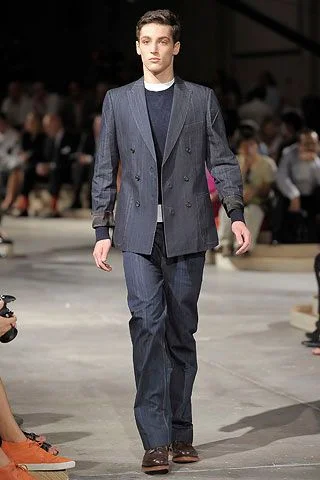 Look 15